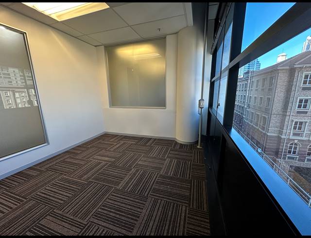 249M² OFFICE TO LET IN SANDTON CENTRAL